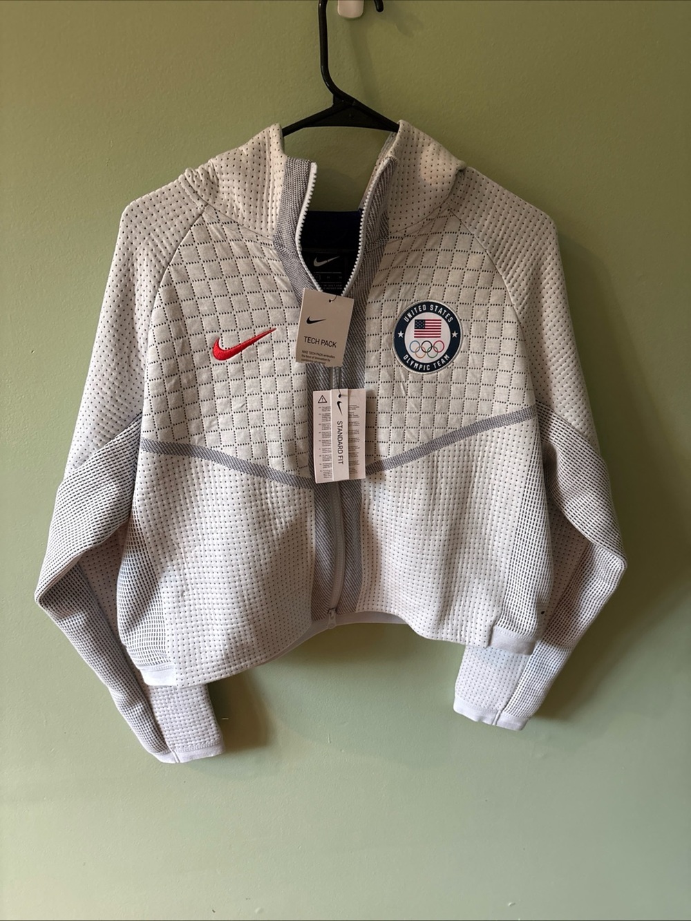 Nike Olympic Tech Pack Team USA  Jacket Women’s M  Zip Hoodie NEW Tokyo 2020